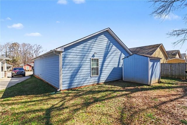 2329 Glebe Court, Hampton, GA 30228