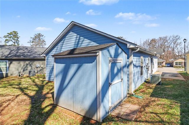 2329 Glebe Court, Hampton, GA 30228