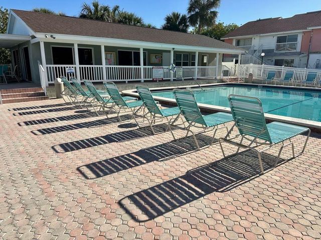 3595 41ST LANE S J, St Petersburg, FL 33711