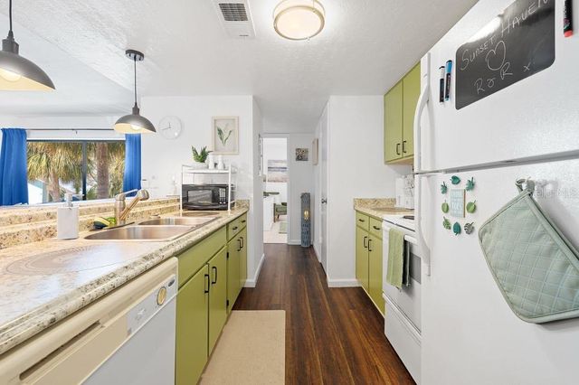 3595 41ST LANE S J, St Petersburg, FL 33711