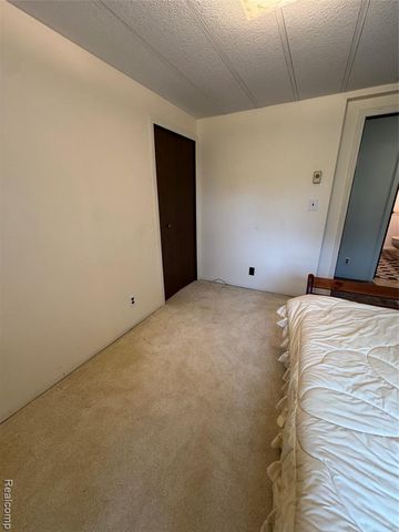 4272 Reid Road, Swartz Creek, MI 48473