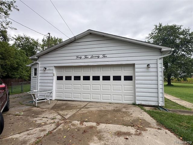 4272 Reid Road, Swartz Creek, MI 48473