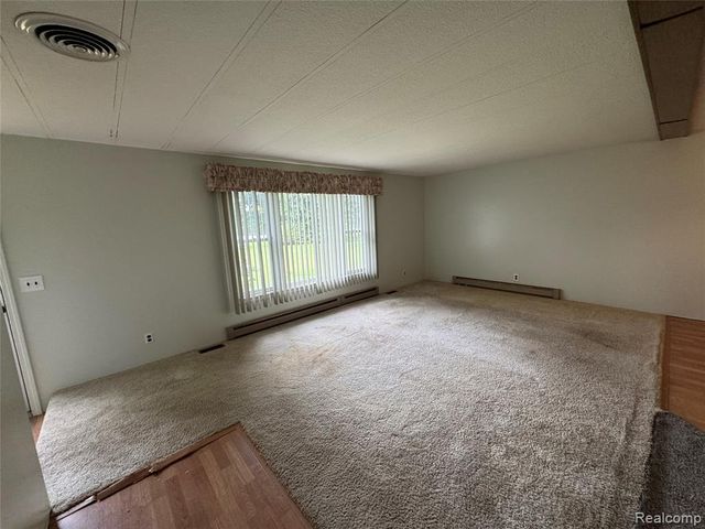 4272 Reid Road, Swartz Creek, MI 48473