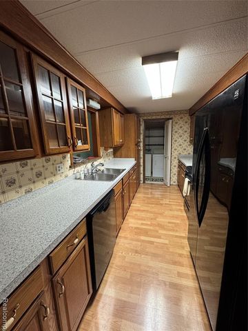 4272 Reid Road, Swartz Creek, MI 48473