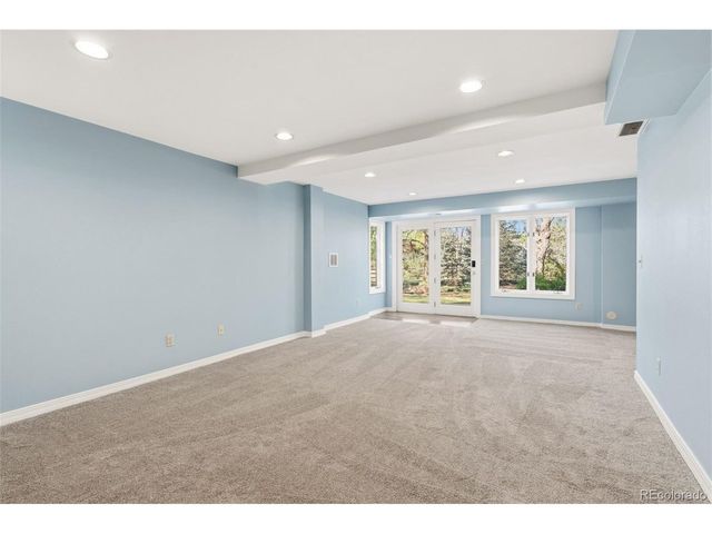 5413 Saratoga Cir, Fort Collins, CO 80526