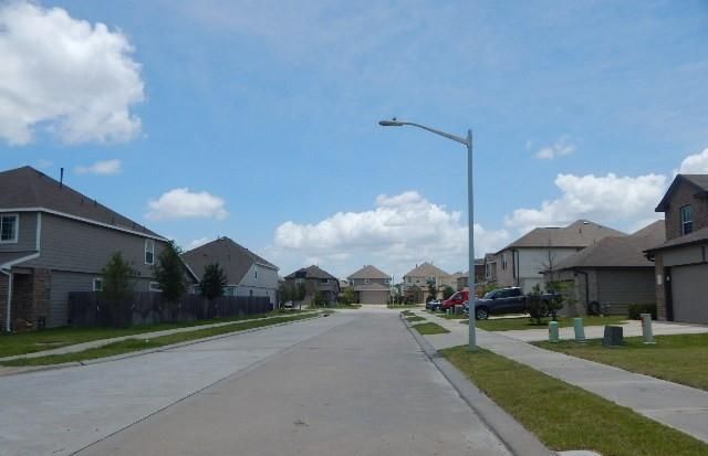 4516 Danielle Gardens Lane, Conroe, TX 77304