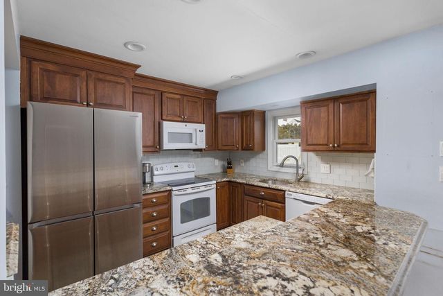 129 GARY DRIVE, Hamilton, NJ 08690