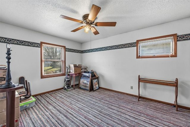 2750 Lynn Drive, Marion, IA 52302