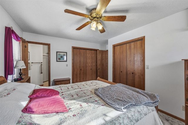 2750 Lynn Drive, Marion, IA 52302