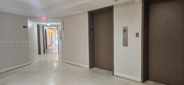 2025 NE 164th St 306, North Miami Beach, FL 33162