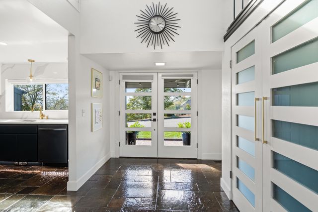 1021 NW Starlite Place, Grants Pass, OR 97526