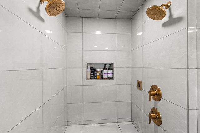 1021 NW Starlite Place, Grants Pass, OR 97526