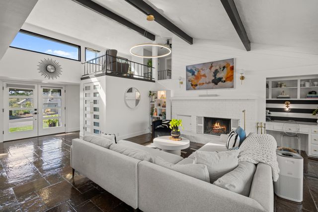 1021 NW Starlite Place, Grants Pass, OR 97526