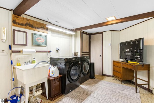 6549 Courchevel Lane, Bellaire, MI 49615