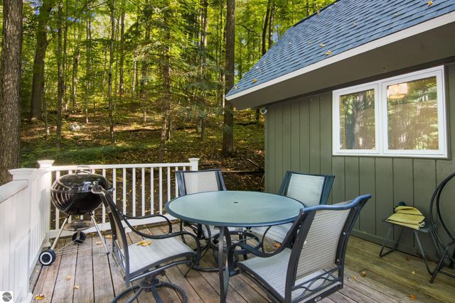 6549 Courchevel Lane, Bellaire, MI 49615