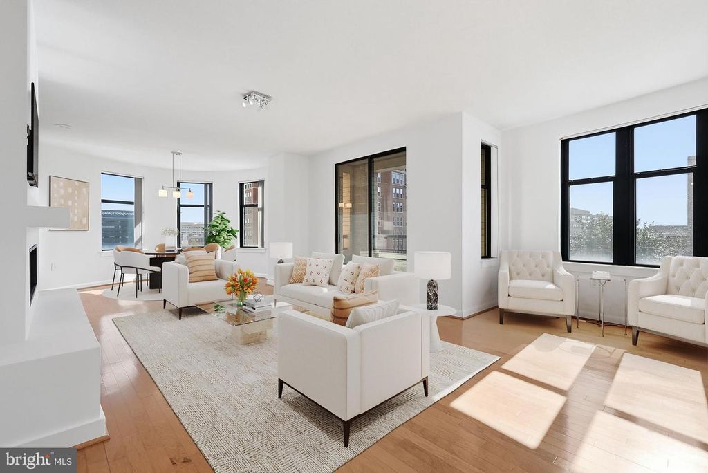 400 MASSACHUSETTS AVE NW #719, Washington, DC 20001