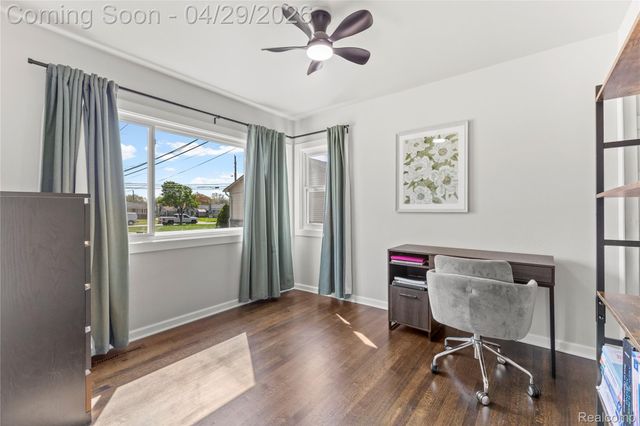 34585 Koch Avenue, Sterling Heights, MI 48310