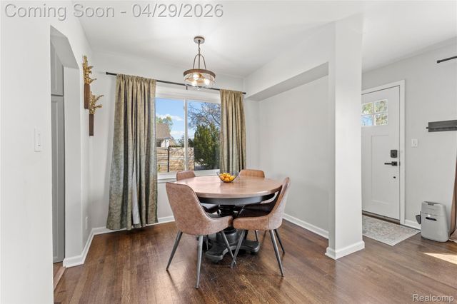 34585 Koch Avenue, Sterling Heights, MI 48310