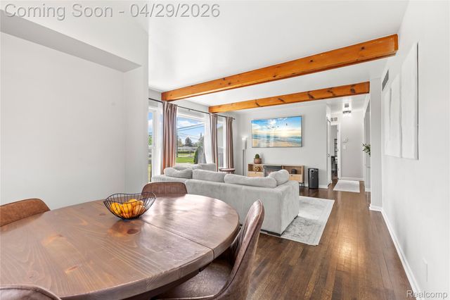 34585 Koch Avenue, Sterling Heights, MI 48310