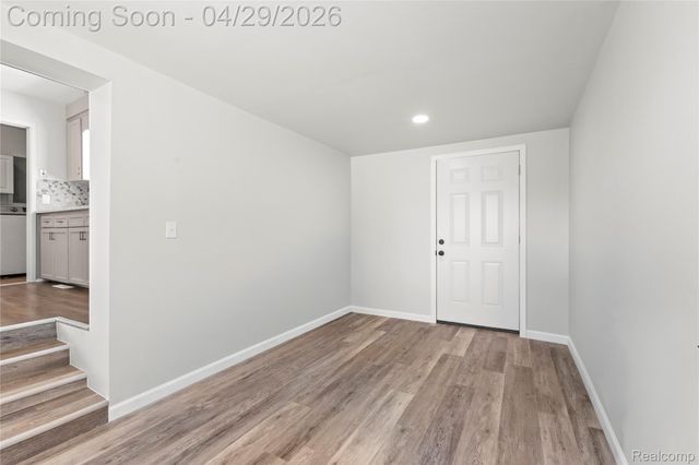 34585 Koch Avenue, Sterling Heights, MI 48310