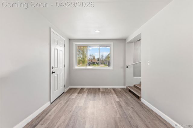 34585 Koch Avenue, Sterling Heights, MI 48310