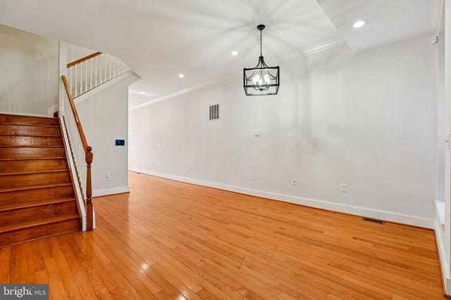 914 NEWINGTON AVE, Baltimore, MD 21217