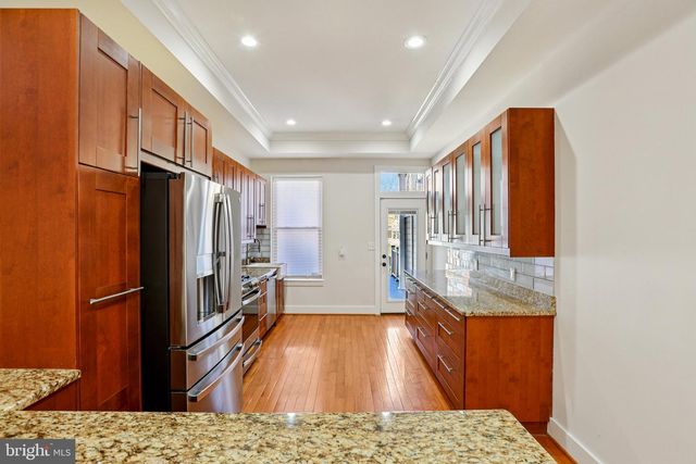 914 NEWINGTON AVE, Baltimore, MD 21217