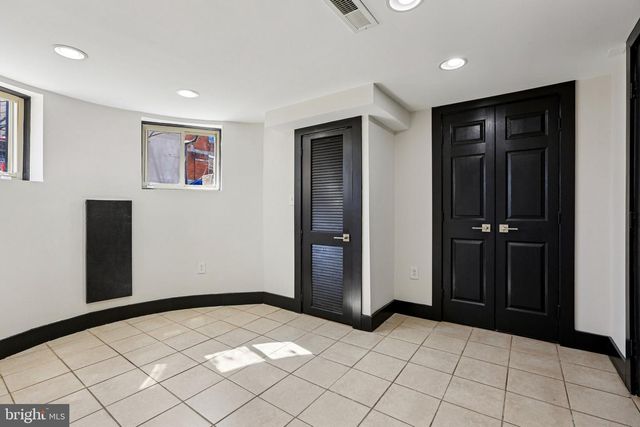 914 NEWINGTON AVE, Baltimore, MD 21217