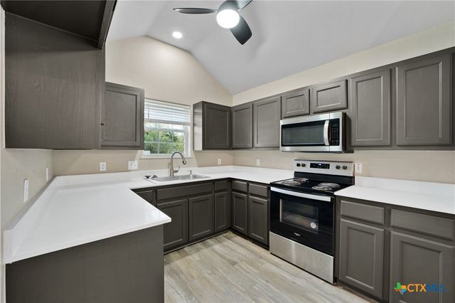 1405 Girard Avenue, San Marcos, TX 78666