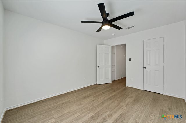 1405 Girard Avenue, San Marcos, TX 78666