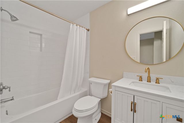 1405 Girard Avenue, San Marcos, TX 78666