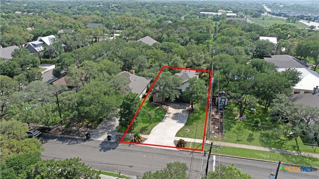 1405 Girard Avenue, San Marcos, TX 78666