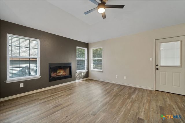 1405 Girard Avenue, San Marcos, TX 78666