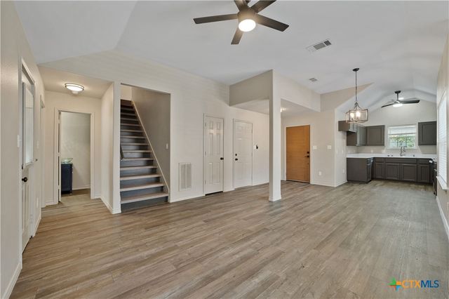 1405 Girard Avenue, San Marcos, TX 78666
