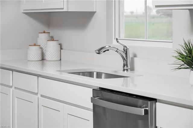 7069 Cunningham DR, Toano, VA 23168