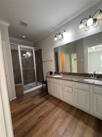 137 E Montfair Boulevard, Montgomery, TX 77382