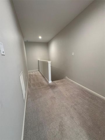 137 E Montfair Boulevard, Montgomery, TX 77382