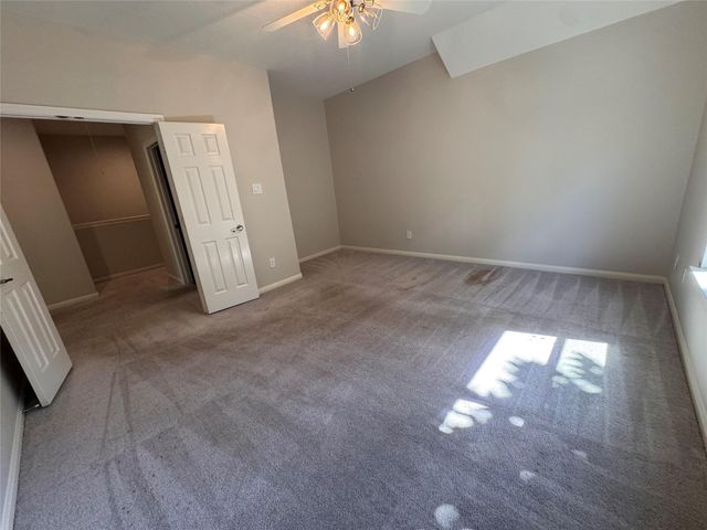 137 E Montfair Boulevard, Montgomery, TX 77382