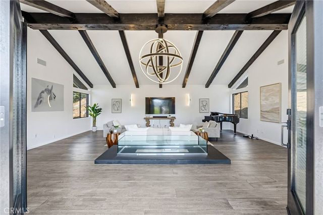 31673 Foxfield, Westlake Village, CA 91361