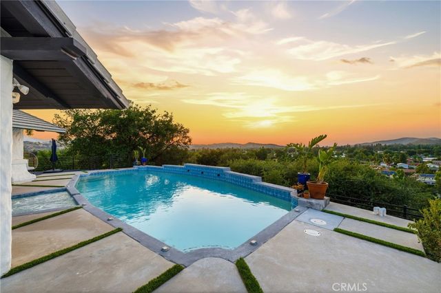 31673 Foxfield, Westlake Village, CA 91361