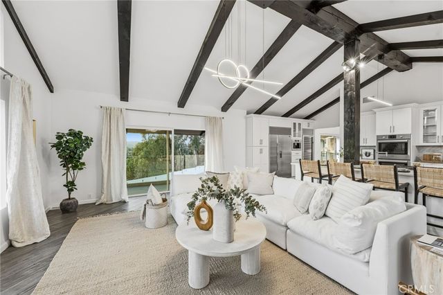 31673 Foxfield, Westlake Village, CA 91361