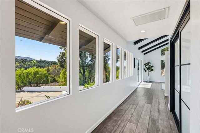 31673 Foxfield, Westlake Village, CA 91361