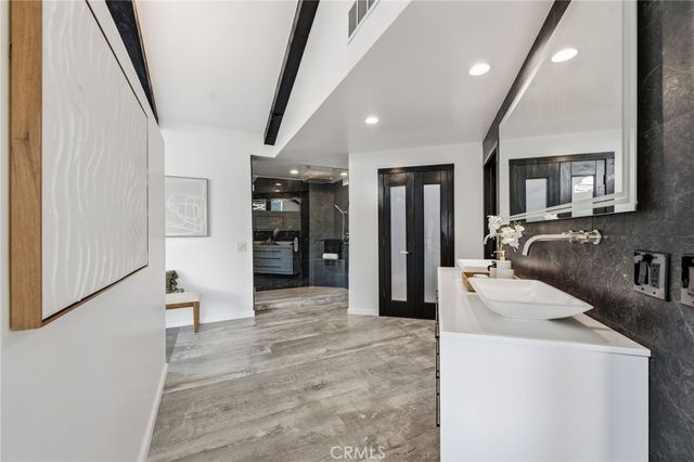 31673 Foxfield, Westlake Village, CA 91361