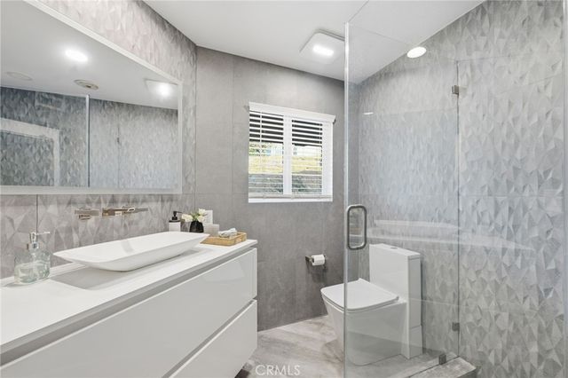 31673 Foxfield, Westlake Village, CA 91361