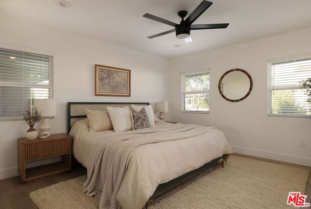 5809 S Chariton Avenue, Los Angeles, CA 90056
