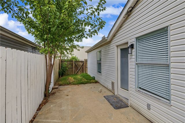 1602 Parkview Place, Bentonville, AR 72712