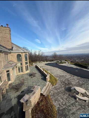 24 Club Way, Montclair, NJ 07009