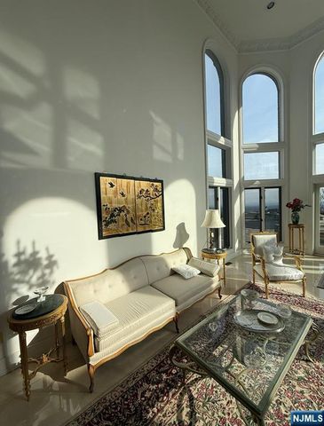 24 Club Way, Montclair, NJ 07009