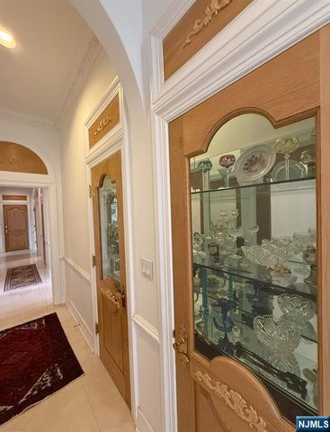 24 Club Way, Montclair, NJ 07009