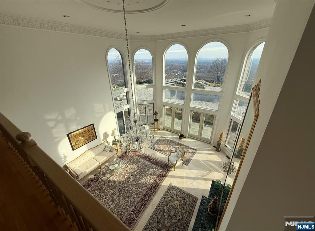 24 Club Way, Montclair, NJ 07009